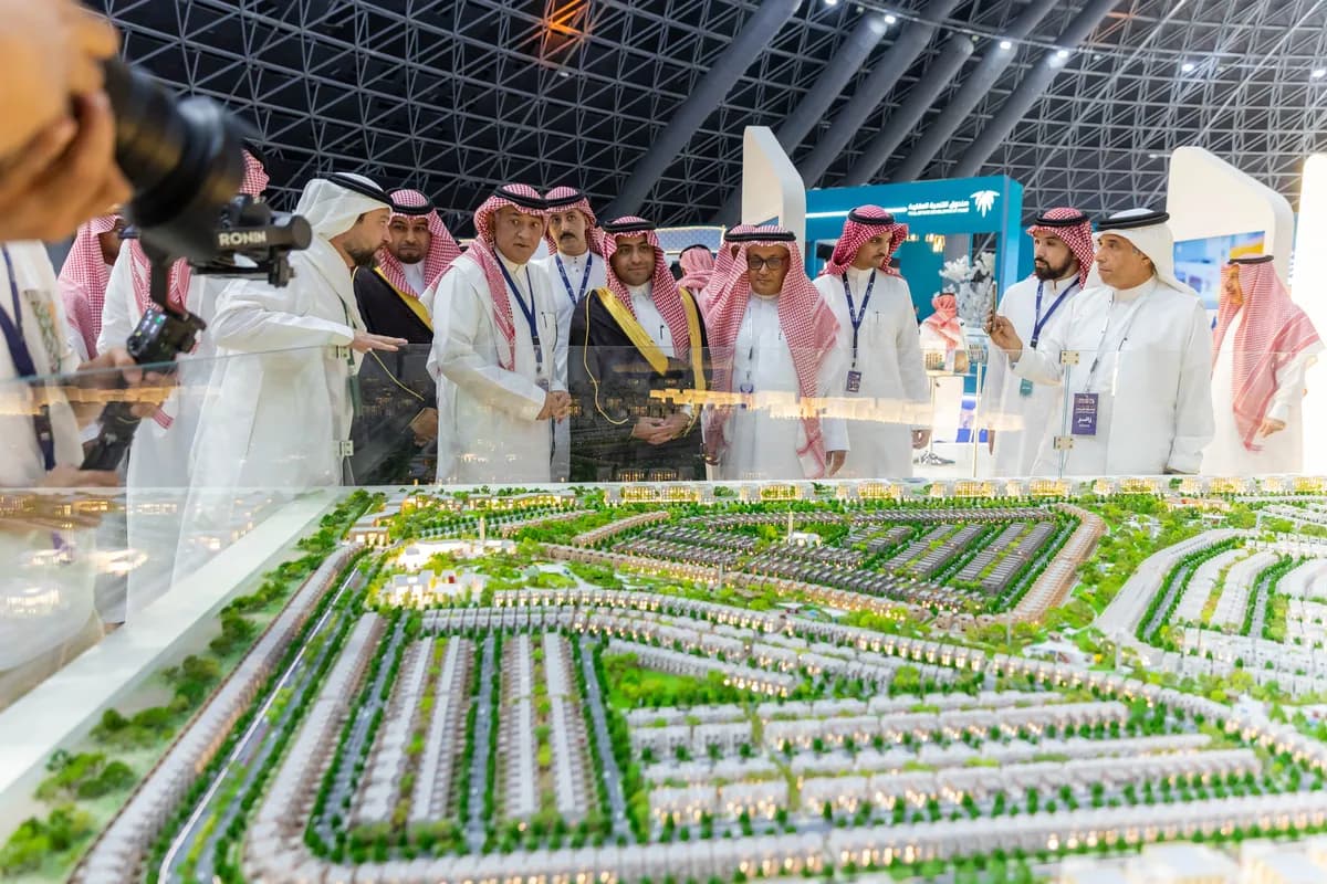 البلديات والإسكان تدشن معرض سيريدو 2025 العقاري في جدة_ssict_1200_800