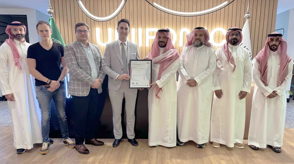 «يونيفونك» تنال شهادة ISO 42001 لحوكمة الذكاء الاصطناعي_ssict_1200_672