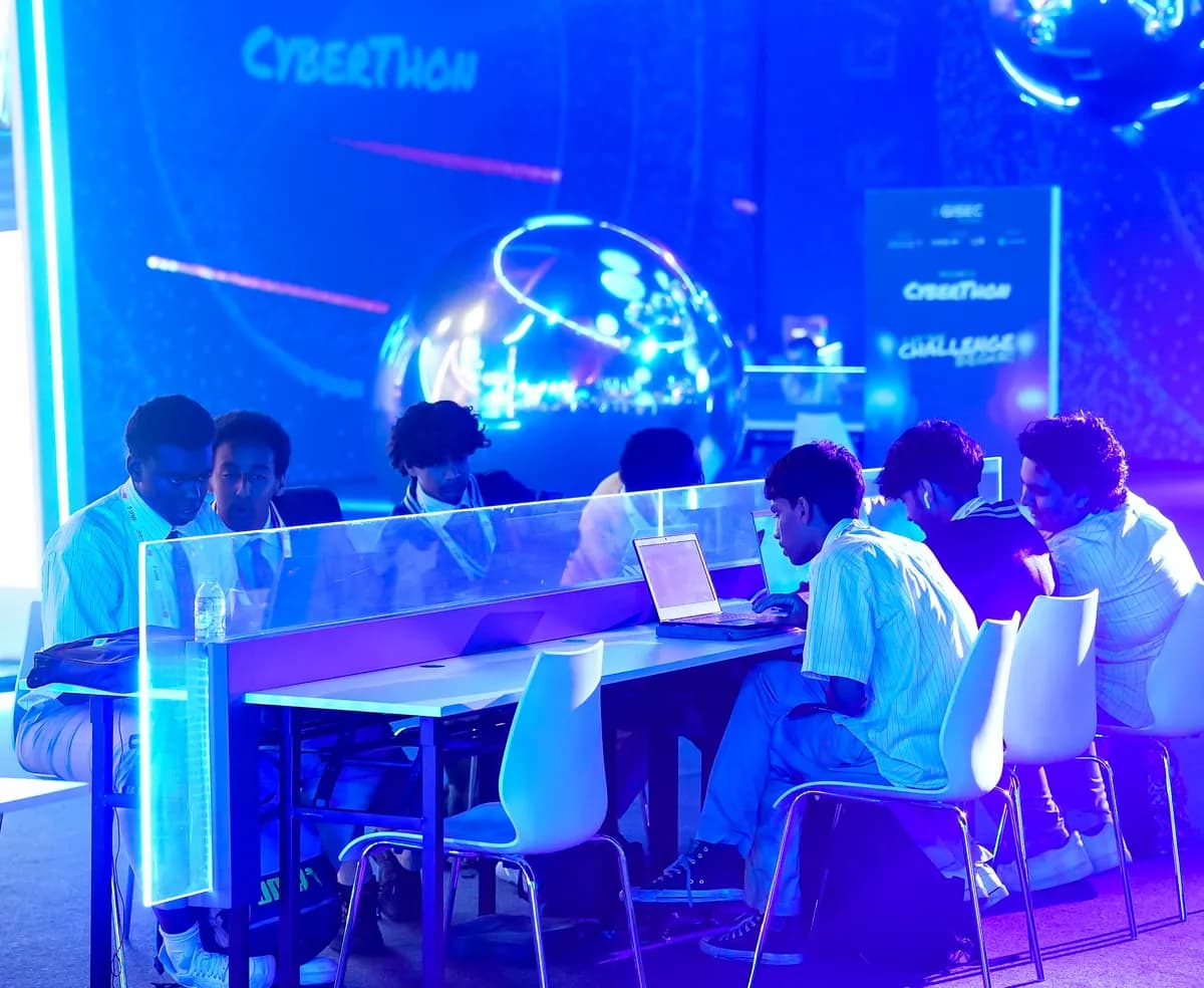GISEC Global Joins Abu Dhabi Cyber Run & Ride Event _ssict_1200_984