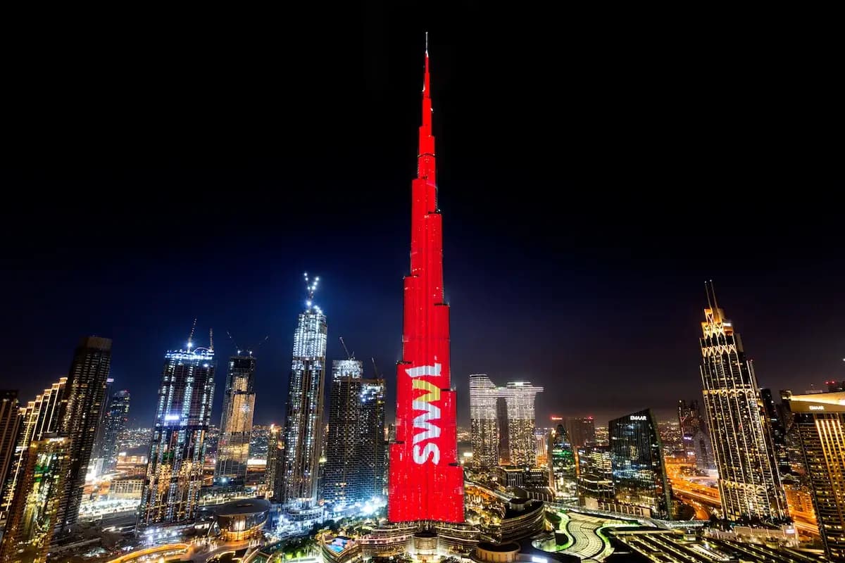 Burj Khalifa Turns into a Billboard to Celebrate Swvl - Th e Middle East-s First $1.5bn Unicorn To List On Nasdaq