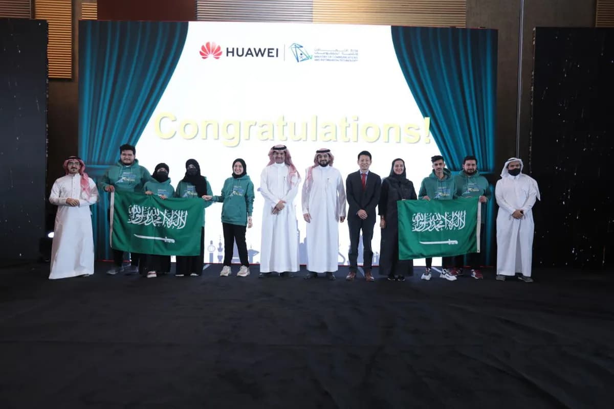 الرياض تحتضن ختام فعاليات النسخة الخامسة من مسابقة هواوي لتقنية المعلومات والاتصالات 1_ssict_1200_800