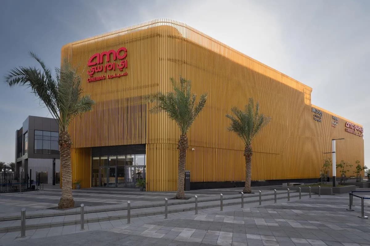 AMC Ajdan Walk Exterior 1_ssict_1200_799
