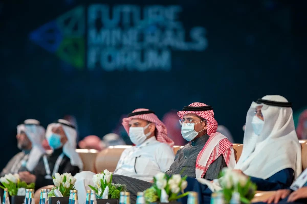 طرح أول مناقصة تعدينية تاريخية خلال مؤتمر التعدين الدولي_ssict_1200_800