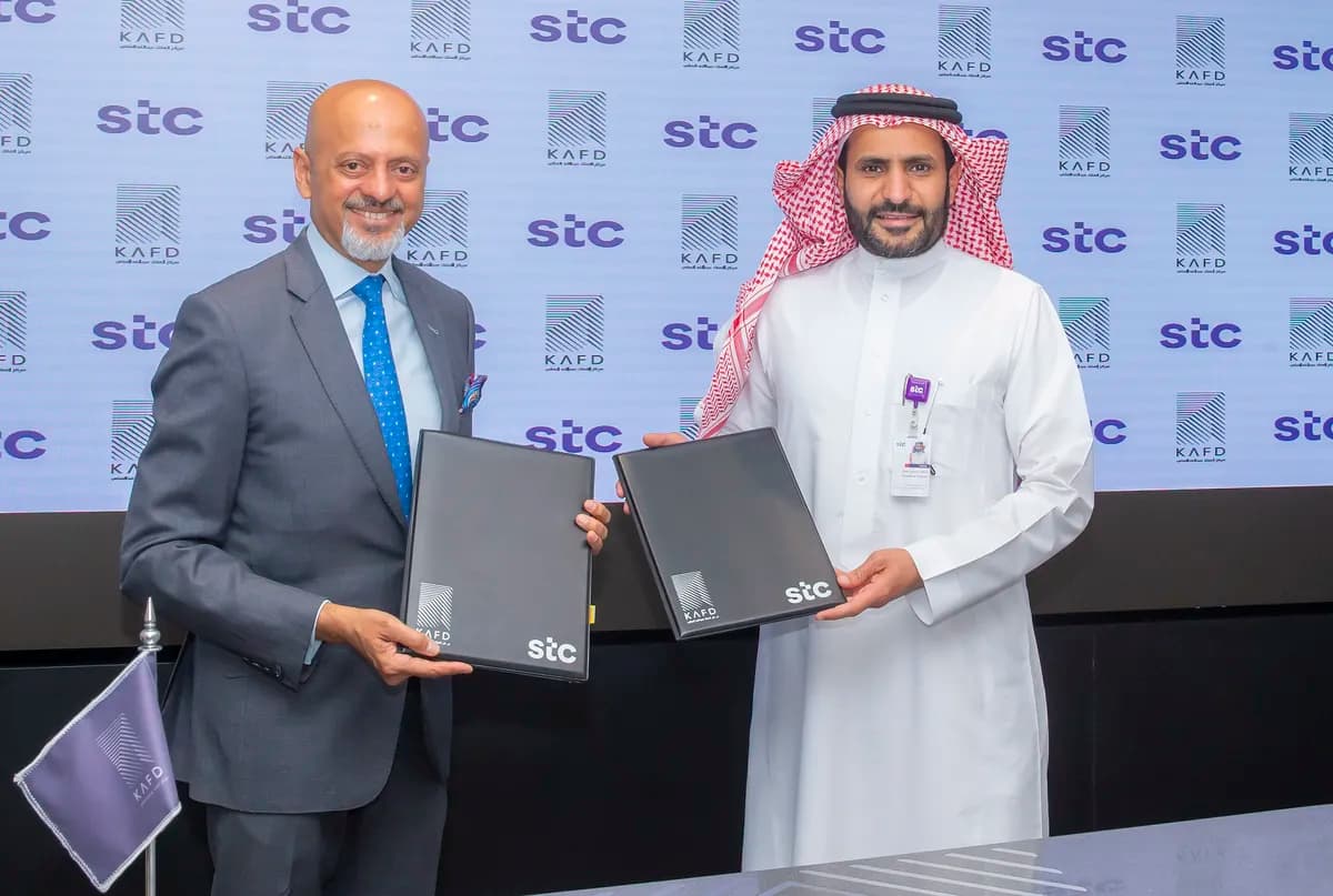 stc تعقد شراكة استراتيجية مع كافد لتعزيز الأهداف المشتركة _ssict_1200_807