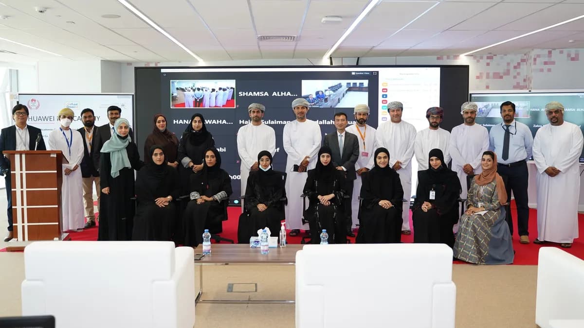 Oman Ministry of Transport, Communication and Information Technology, Omantel and Huawei hosts Oman Huawei ICT Academies conference_ssict_1200_675