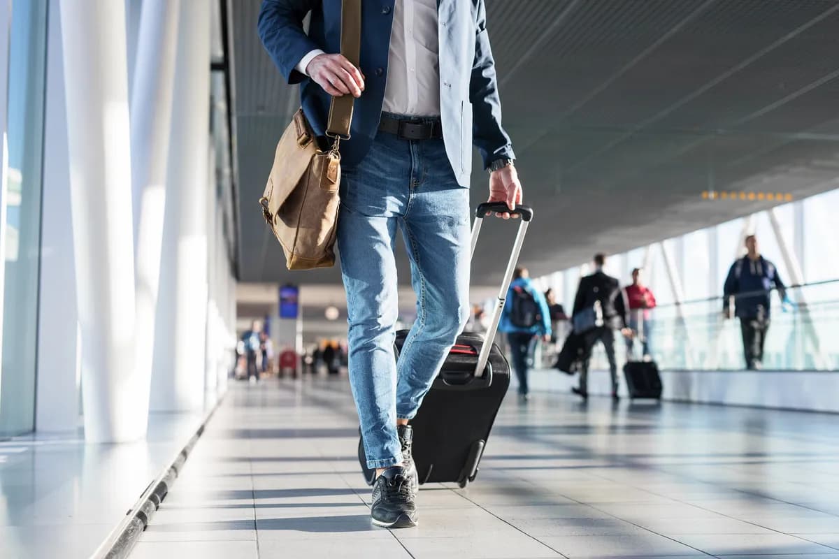 Mastercard Economics Institute Pent-up demand drives global leisure and business flight bookings past 2019 levels_ssict_1200_800