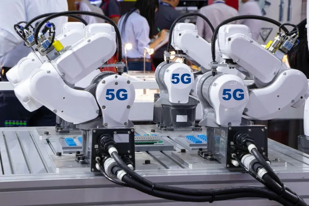 5g-and-manufacturing-the-missing-link-to-drive-industry-4-0.jpeg.optimal_ssict_1013_675