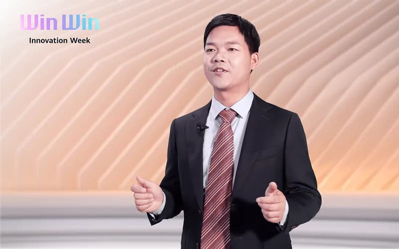 Chen Xuejun, Director of Huawei Carrier IT Marketing & Solution Sales_ssict_800_500