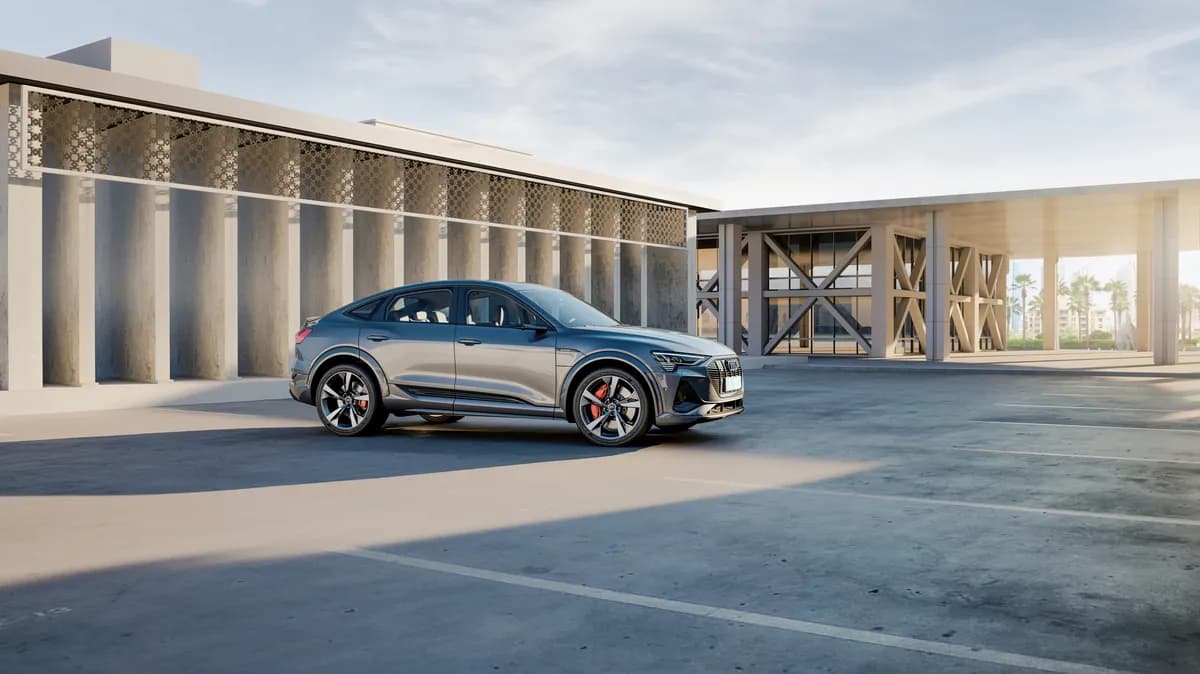 Audi e-tron S Sportback_ssict_1200_674