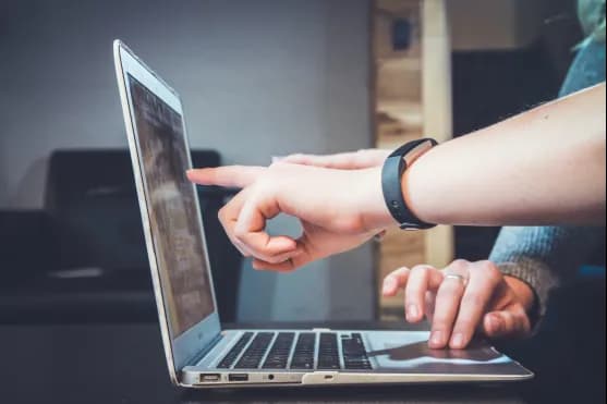 Had enough of the internet? Over third of people globally would delete themselves if they could_ssict_557_371