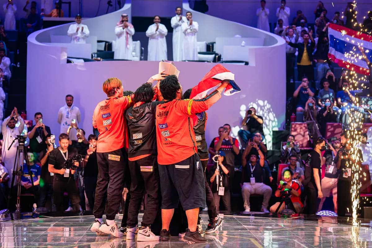 PUBG MOBILE World Invitational winners Vampire Esports, winning both main event and Afterparty Showdown at Gamers8_ssict_1200_800