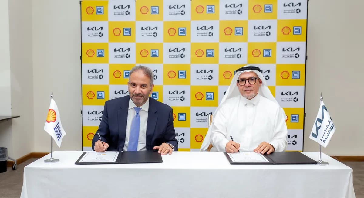 شركة الجميْح وشِل لزيوت التشحيم تجدد شراكتها مع شركة الجبر التجارية 1_ssict_1200_652