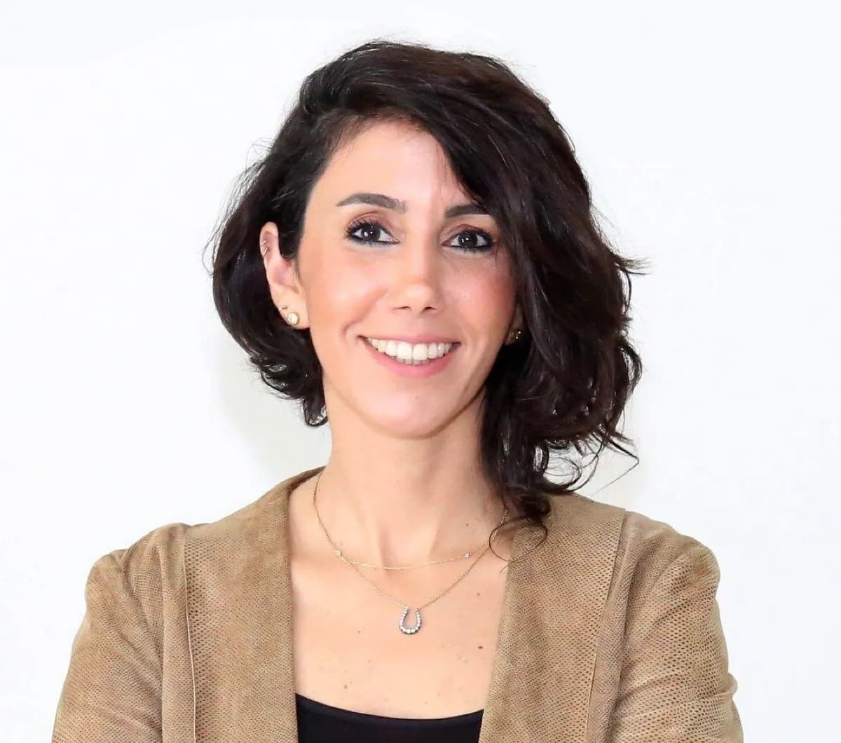 BERNA AKINCI GOODYEAR_ssict_1200_1060