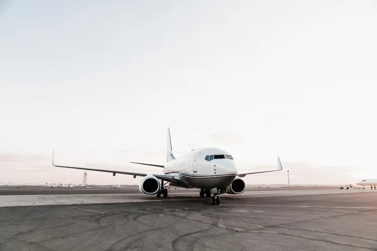 RoyalJet Image 1_ssict_1200_800