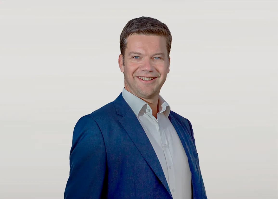 Jon Holmes, CFO_ssict_1155_825