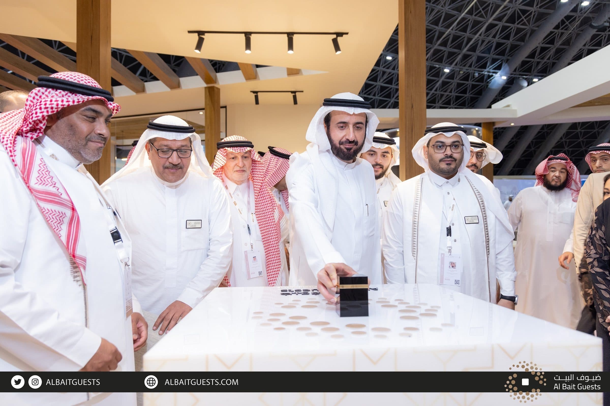 شركة ضيوف البيت تطلق وتدشن هويتها في اكسبو الحج 20231