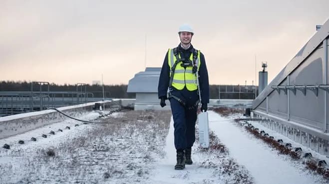 Energy-efficient Ericsson radios win Red Dot Product Design Award_ssict_659_370