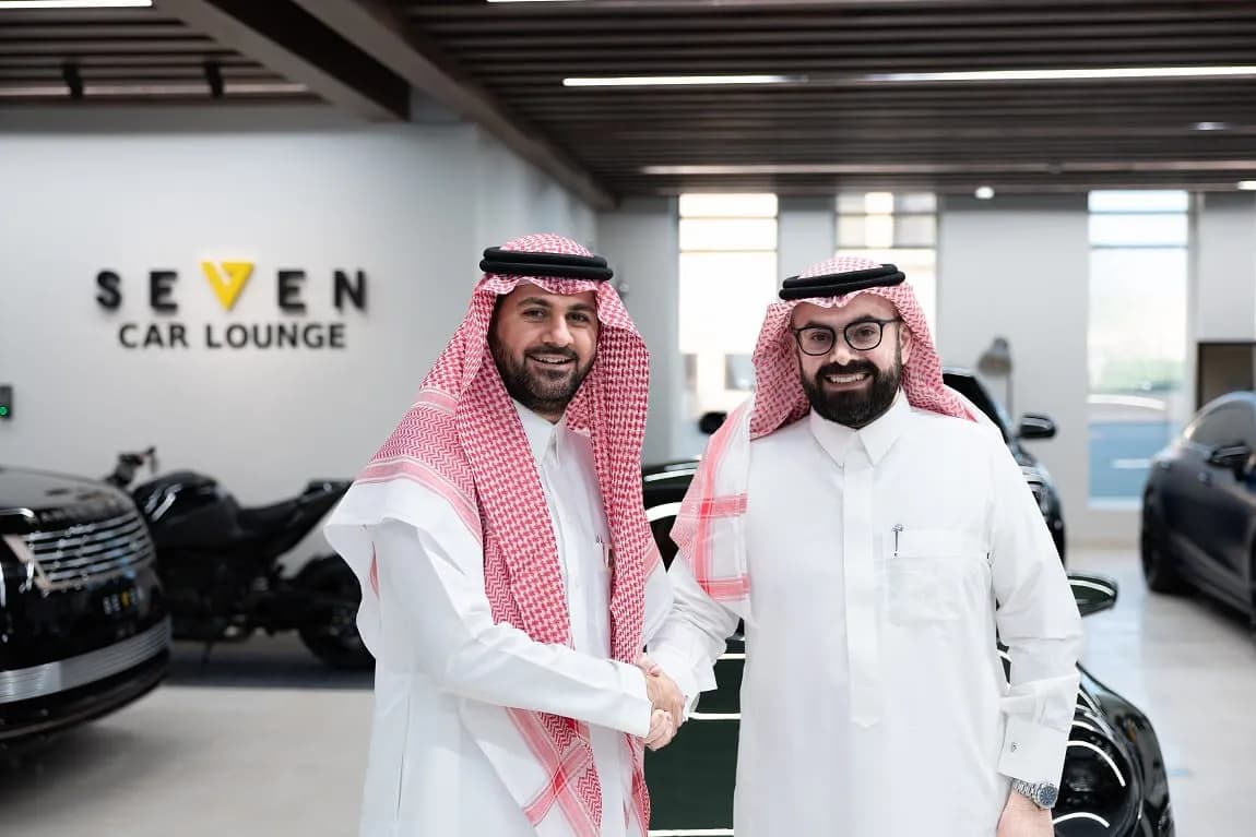 سـڤـن اكسبيرينس تستفيد من خدمات السفر الشاملة التي توفرها المسافر لعشاق السيارات داخل وخارج المملكة العربية السعودية ا_ssict_1150_767