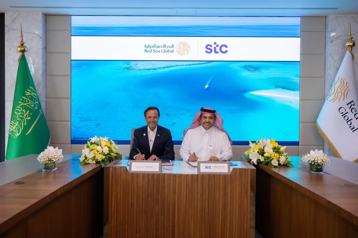 مجموعة stc والبحر الأحمر الدولية توقعان اتفاقية تعاون لتعزيز البنية التحتية الرقمية_ssict_1200_800