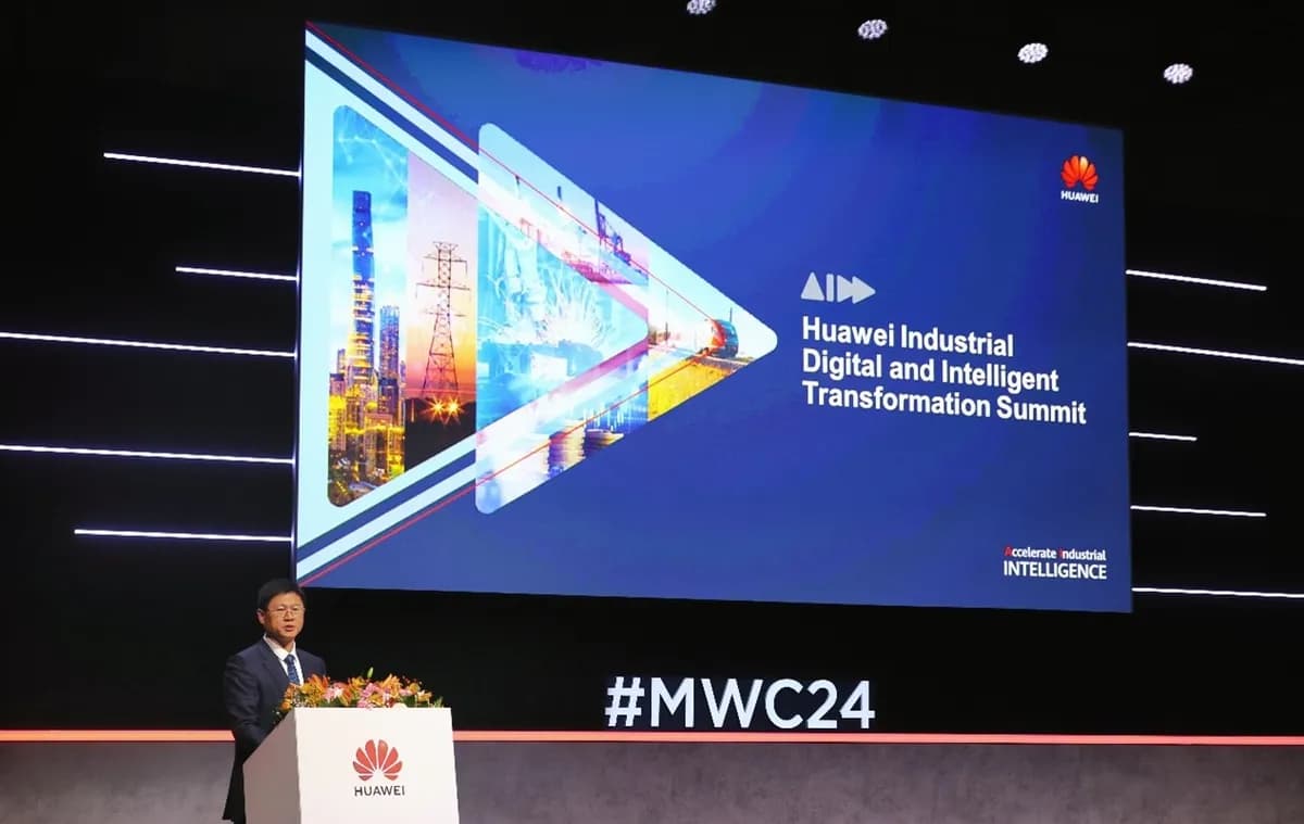 Li Peng, Corporate Senior Vice President, President of ICT Sales & Service, Huawei_ssict_1200_759