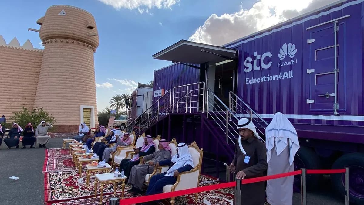 stc Group's 'Smart Bus' Initiative Boosted Digital Knowledge for Thousands of Beneficiaries in the Kingdom_ssict_1200_675
