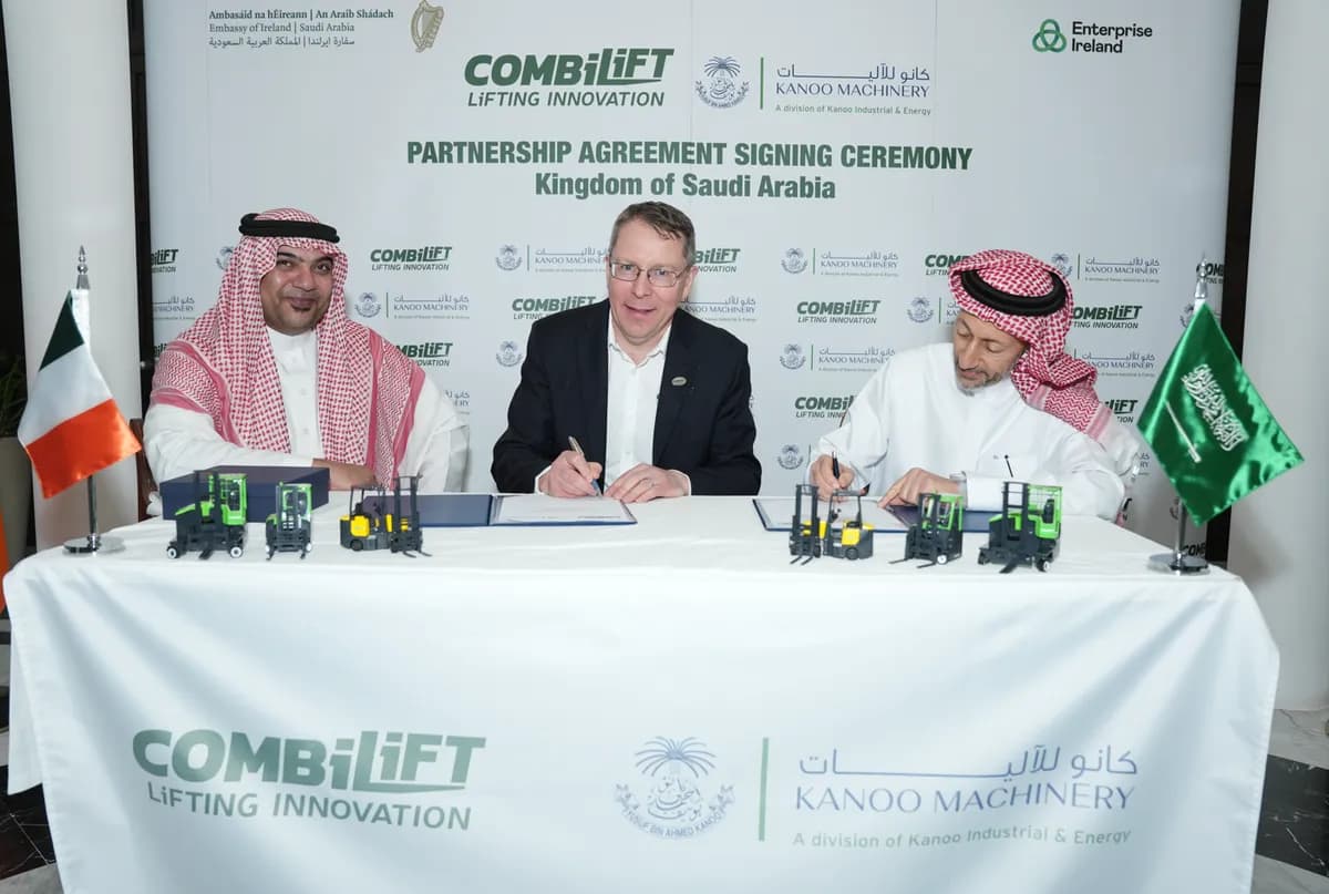 Partnership Agreement Signed between Kanoo Machinery UAE & KSA and Combilift to Revolutionize Material Handling in Saudi Arabia_ssict_1200_807
