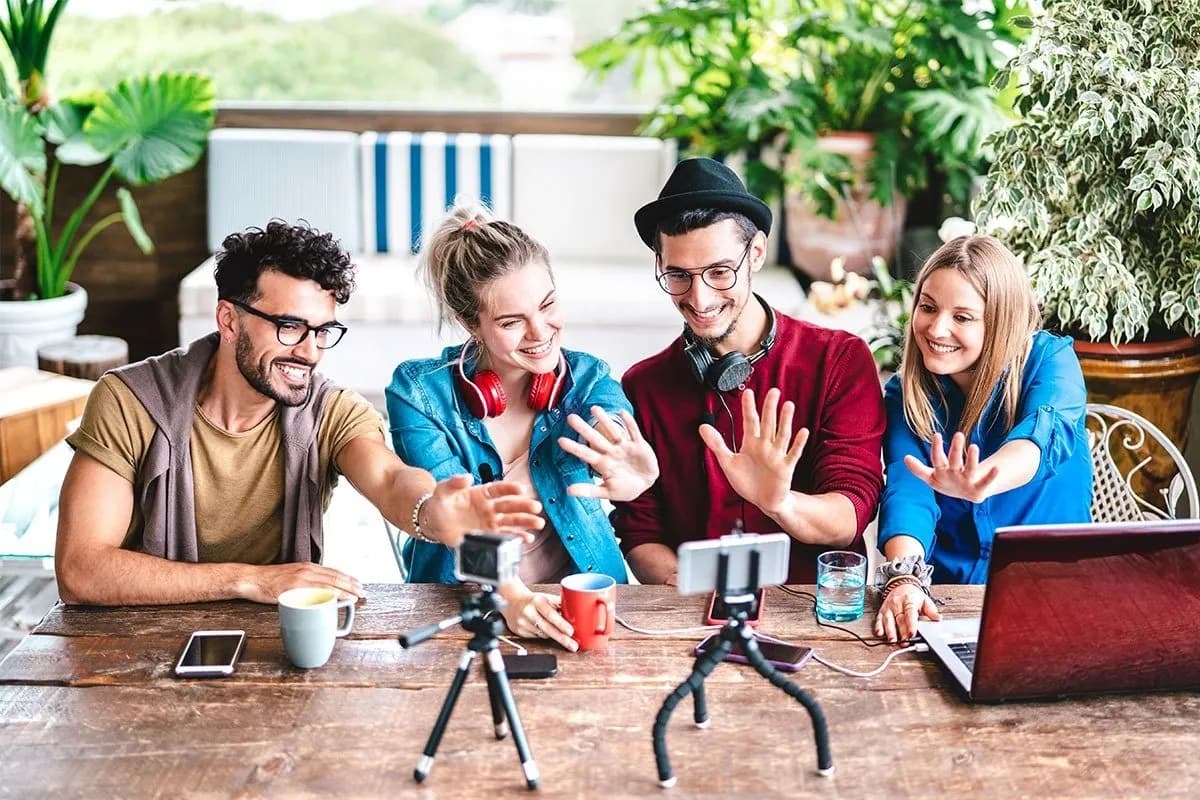 تطبيق التواصل الاجتماعي العالمي الجديد Telefanz ينافس تطبيق تيك توك ويسعى لجعل وسائل التواصل الاجتماعي مكانًا أفضل.._ssict_1200_800