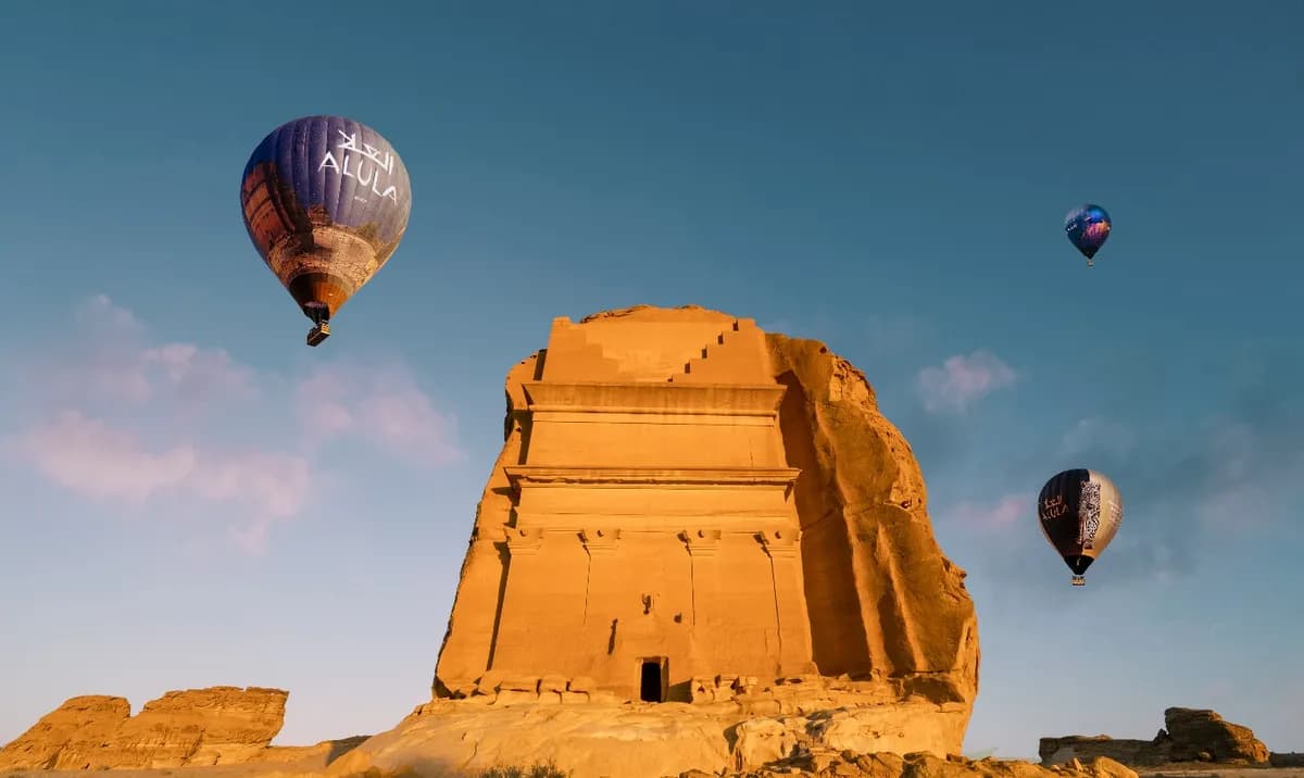 HERO BALLOON FLIGHTS LAUNCHES STUNNING NEW HOT AIR BALLOONS INTO THE ALULA SKIES_ssict_1200_716