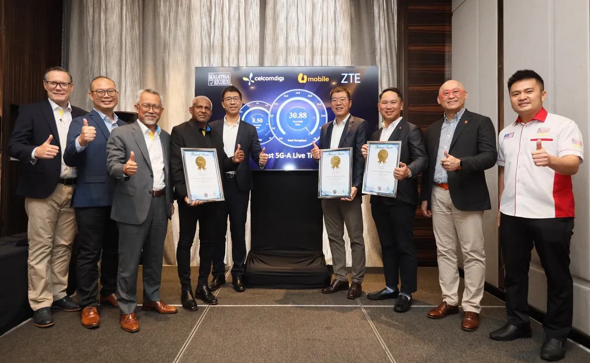 ZTE have been recognized by the Malaysia Book of Records for achieving the fastest mobile speeds at 30-8Gbps with 5G-A during a live trial conducted in Kuching, Sarawak, Malaysia_ssict_1200_740