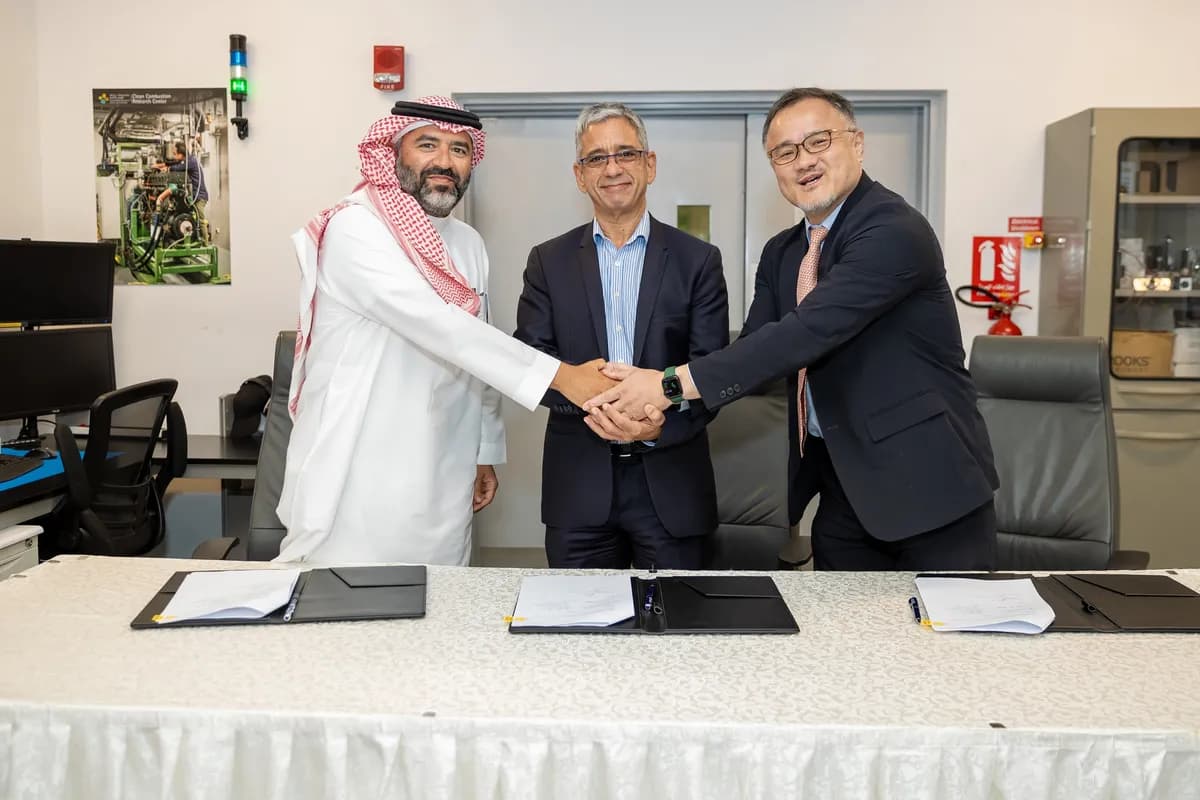 TOYOTA ALJ and KAUST Signing-1.jpg_ssict_1200_800