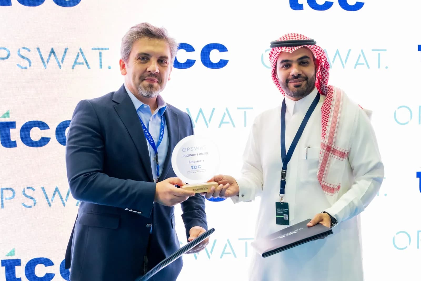شركة أوبسوات الأمريكية وشركة تحكم التقنية ا لسعودية تعقدان شراكة استراتيجية لحماية البنية التحتية الحيوية في المملكة2_ssict_1600_1068