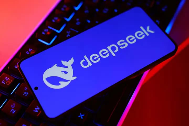 deepseek logo on a keyboard_ssict_720_480