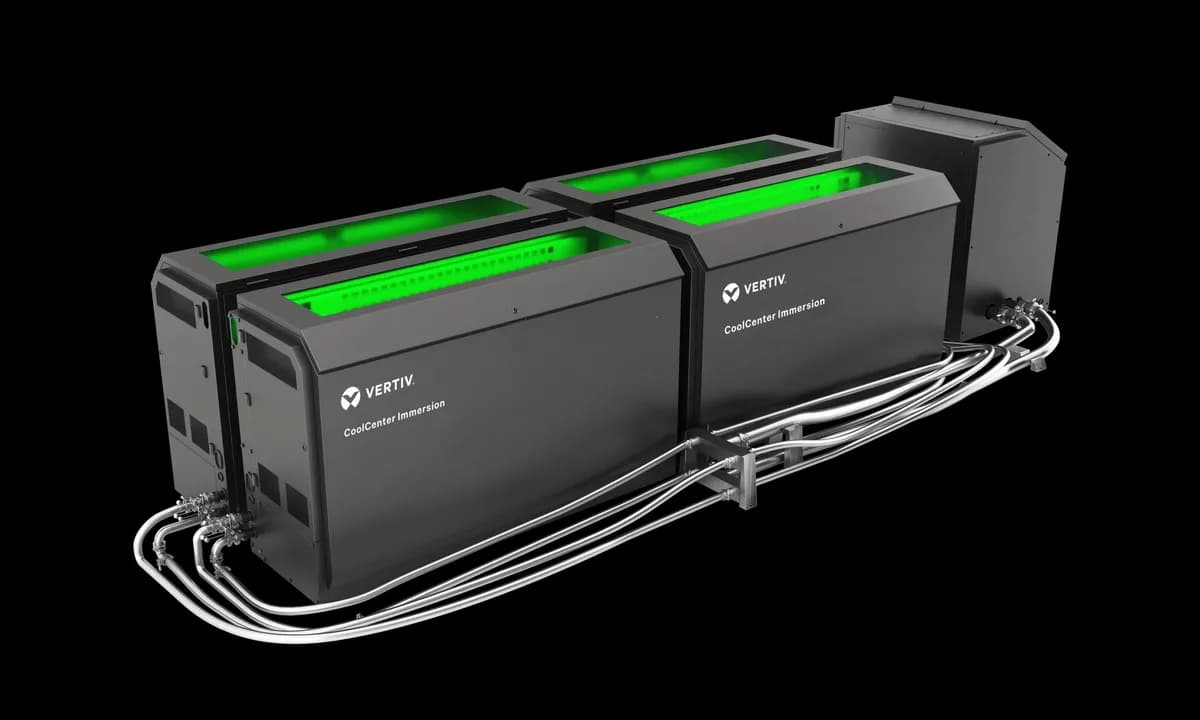 Vertiv™ CoolCenter Immersion_ssict_1200_720