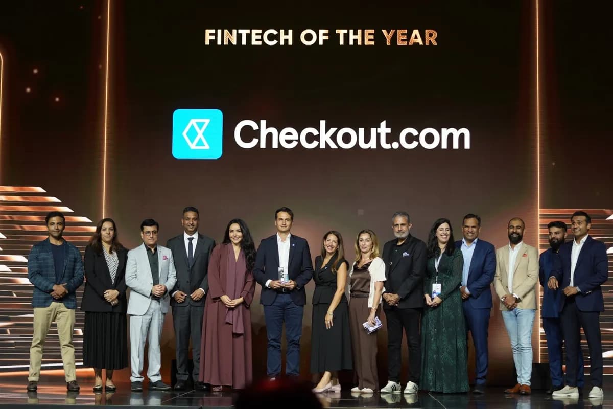 Checkout-FintechoftheYear-2025_ssict_1200_800